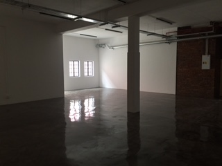 To Let commercial Property for Rent in Maitland Western Cape